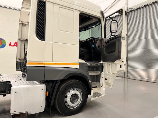 DAF XF 480 6×2 Midlift Tractor Unit