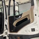 Mercedes Actros 2530 6×2 Sleeper Cab Curtainsider - thumbnail
