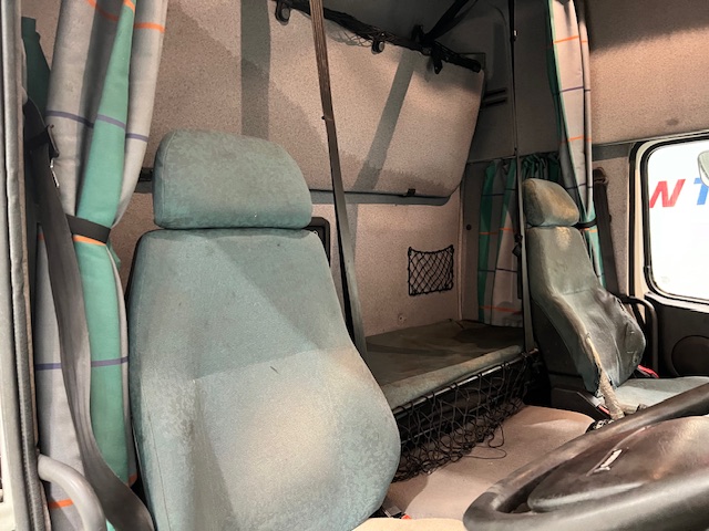 Volvo FM12 380 6×2 Midlift Tractor Unit Manual