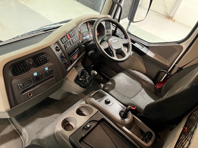 DAF LF 180 Day Cab Fridge Box Manual