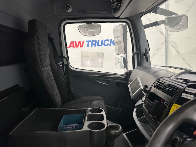 Mercedes Axor 1824 Day Cab Fridge Box