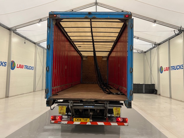 Mercedes Actros 2530 6×2 Sleeper Cab Curtainsider