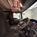 MAN TGM 18.250 4×2 Sleeper Cab Curtainsider - thumbnail