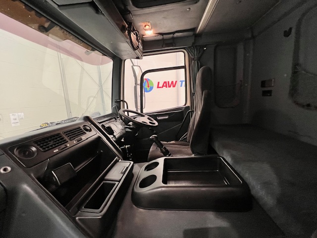 DAF CF85 380 4×2 Sleeper Cab Tractor Unit Manual