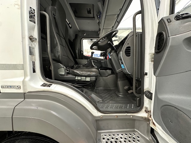 Mercedes Axor 1824 Day Cab Fridge Box