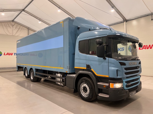 Scania P320 6×2 10 Tyre Rear Lift Insulated Box Van
