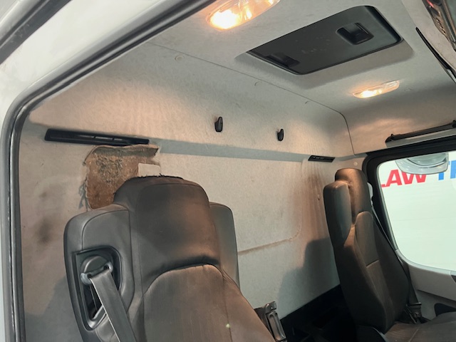 Mercedes Actros 2530 6×2 Day Cab Curtainsider
