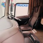 DAF CF 330 6×2 Rear Lift Sleeper Cab Curtainsider - thumbnail