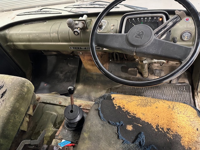 Bedford MJ 330 4×4 Cargo Truck