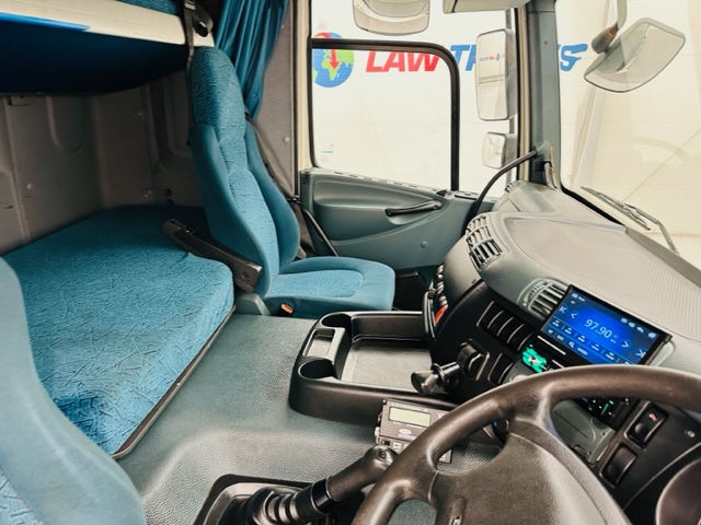 DAF CF65 220 Sleeper Cab Fridge Box