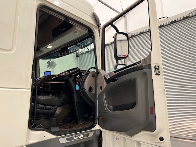 DAF XF 480 6×2 Midlift Tractor Unit