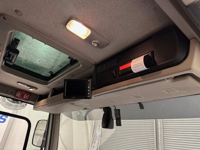 DAF CF 370 6×2 Rear Lift Dropside Brick Grab Manual