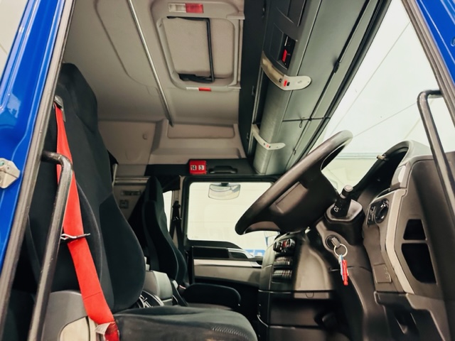MAN TGX 26.480 6×2 Tractor Unit