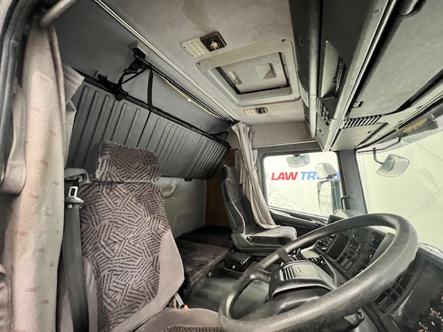 Scania R94 220 4×2 Sleeper Cab Box Van Manual
