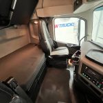 Volvo FH 500 6×2 Midlift Tractor Unit - thumbnail
