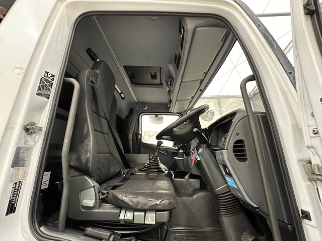 Mercedes Axor 1824 Day Cab Fridge Box
