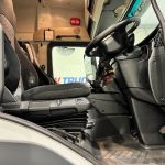 Mercedes Actros 1824 Sleeper Cab Curtainsider - thumbnail