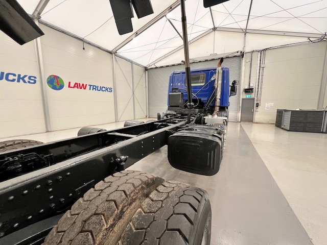 Scania P370 8×4 Rest Cab Tipper Manual