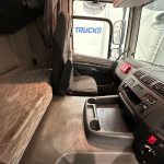 DAF CF 330 6×2 Rear Lift Sleeper Cab Curtainsider - thumbnail