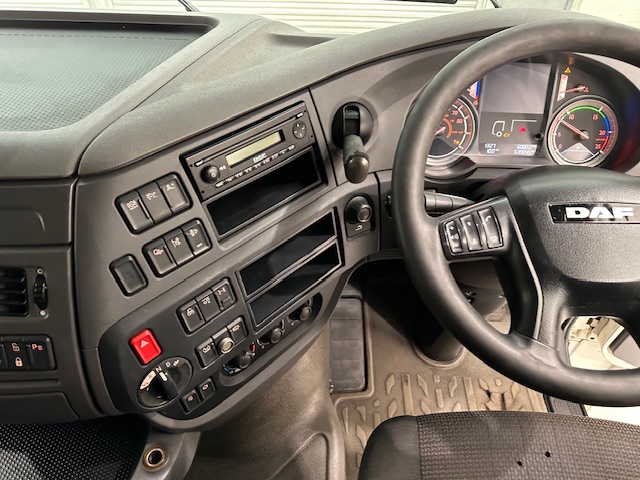 DAF XF 510 6×2 Midlift Tractor Unit