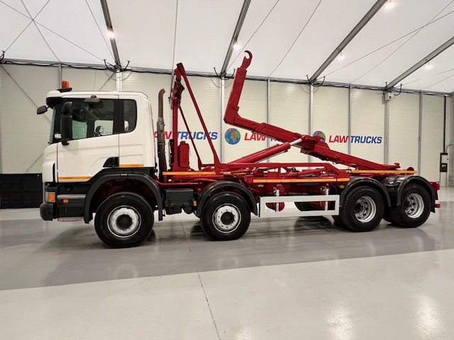 Scania P370 8×4 Rest Cab Hookloader Manual