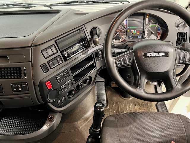 DAF XF 510 6×2 Midlift Tractor Unit Manual