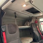 DAF CF 330 6×2 Sleeper Cab Fridge Box - thumbnail