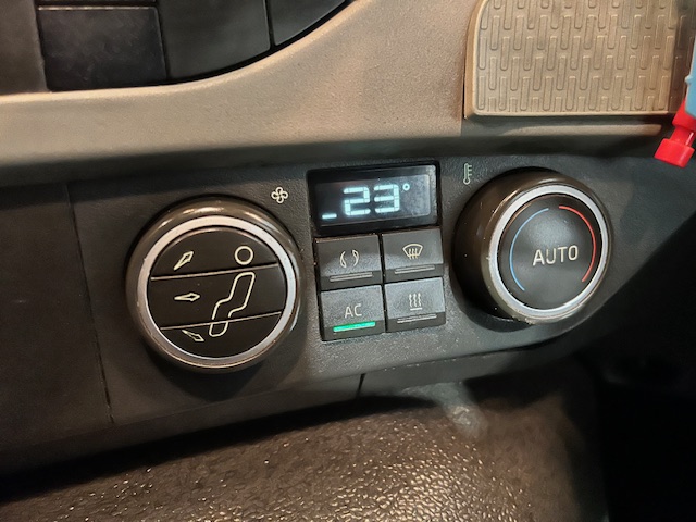 Volvo FM 450 6×2 Midlift Tractor Unit