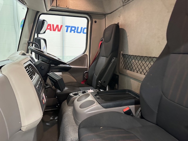 DAF LF 180 4×2 Day Cab Box Van