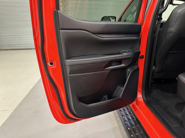 Ford Ranger Raptor 2.0 Auto 4×4 Pick Up