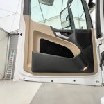 Mercedes Actros 1824 4×2 Sleeper Cab Curtainsider - thumbnail