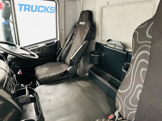 Iveco Stralis 310 Euro 6 6×2 Box Van