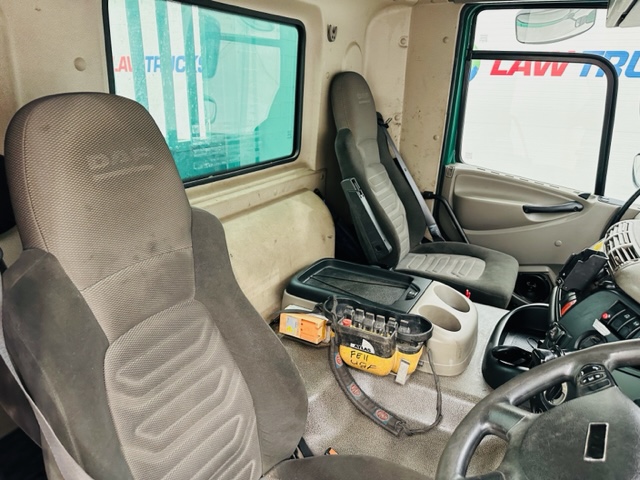 DAF CF75 310 Rear Lift Day Cab Dropside Brick Grab