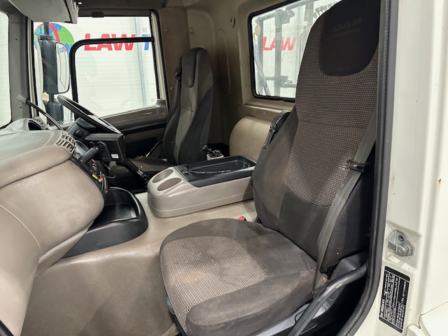 DAF CF75 310 6×4 Steel Tipper Grab Manual