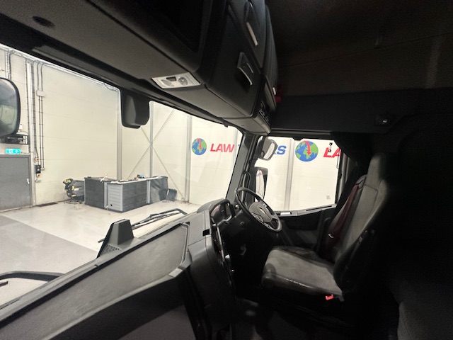 Renault T460 6×2 Midlift Tractor Unit