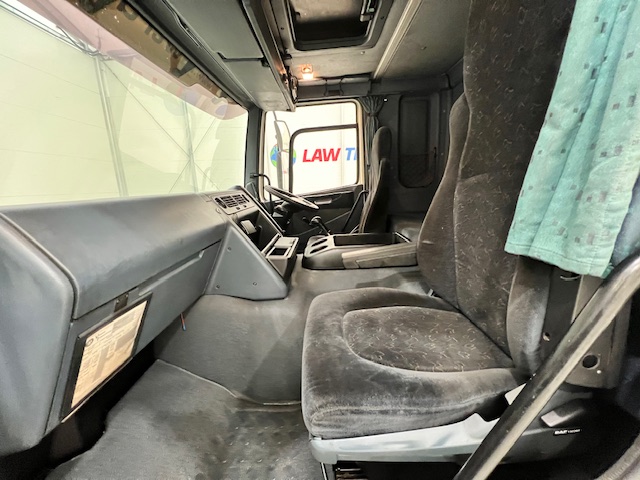 DAF CF85 380 4×2 Sleeper Cab Tractor Unit Manual