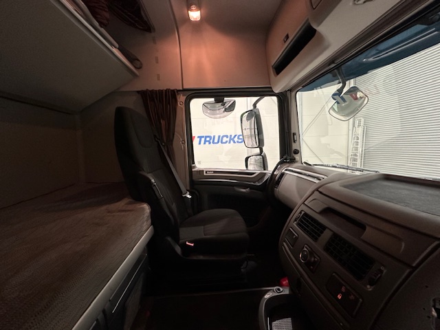 DAF XF 480 6×2 Midlift Tractor Unit