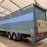 Scania P320 6×2 10 Tyre Rear Lift Insulated Box Van - thumbnail