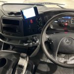 Mercedes 1824 4×2 Day Cab Curtainsider - thumbnail
