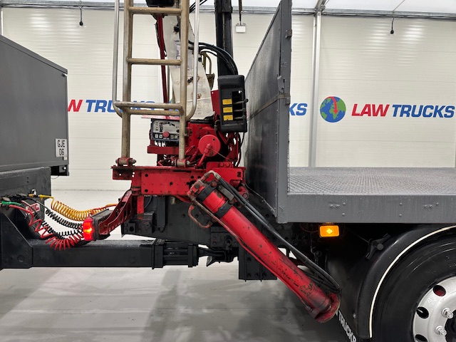Volvo FH 440 6×2 Rear Lift Brick Grab Drawbar