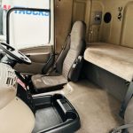 DAF CF65 250 Sleeper Cab Curtainsider - thumbnail
