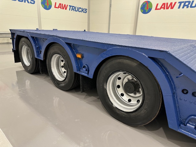 King GTL 48 60 Tri Axle Machinery Carrier Lowloader