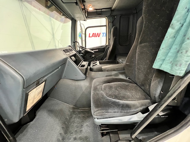 DAF CF85 380 4×2 Sleeper Cab Tractor Unit Manual