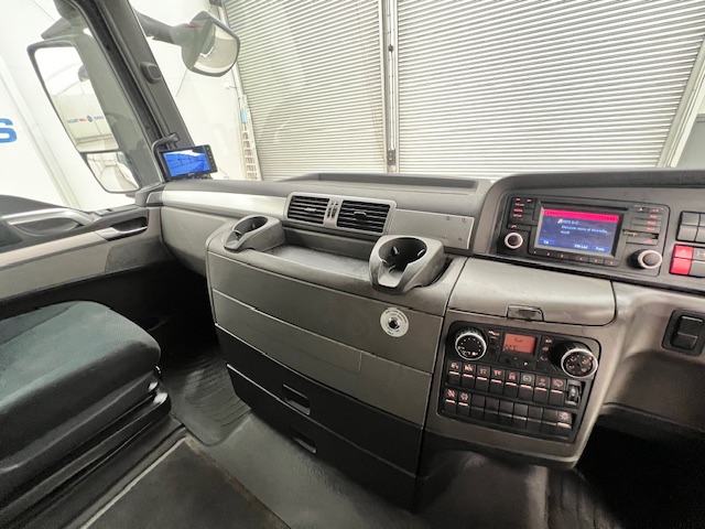 MAN TGX 26.440 6×2 Midlift Tractor Unit