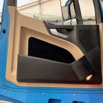 Mercedes Actros 2530 Rear Lift Sleeper Cab Curtainsider - thumbnail