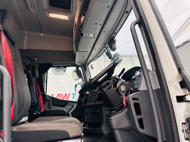 Renault T460 6×2 Midlift Tractor Unit
