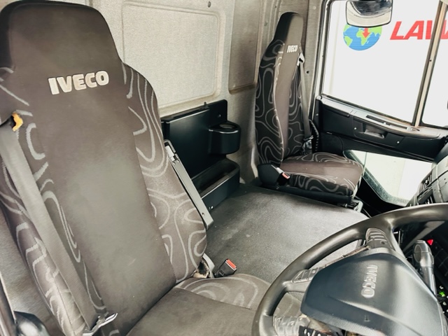 Iveco Stralis 310 AT 6×2 Fridge Box Van