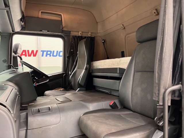 Scania P280 6×2 Highline Rear Lift Curtainsider