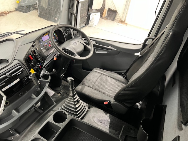 Mercedes Axor 1824 Day Cab Fridge Box Van