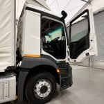 Mercedes Actros 1824 Day Cab Curtainsider - thumbnail